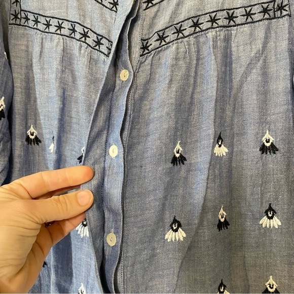 Walter Baker Boho Embroirded Floral Chambray Top Sz Small - Picture 6 of 7